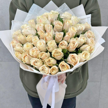 Букет из 51 белых розы