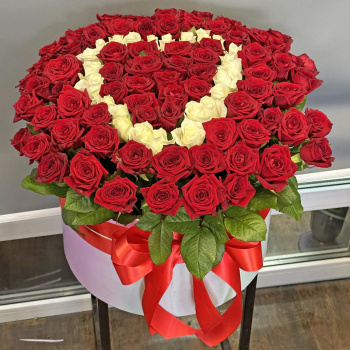 Букет из 101 роз в коробке
